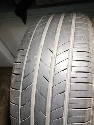 Neumáticos Kumho 215/55R17 98W
