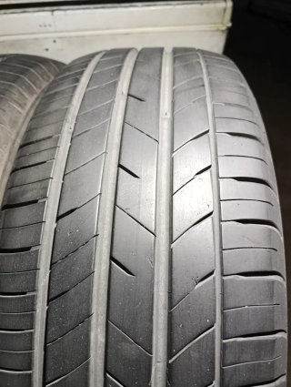 Neumáticos Kumho 215/55R17 98W