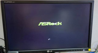 Ordenador sobremesa ASRock Rojo