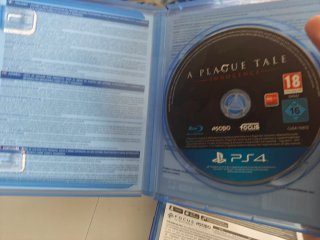 Pacchetto Giochi A Plague Tale: Innocence e Requiem