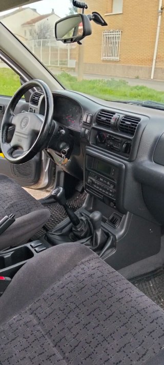Opel Frontera 2000