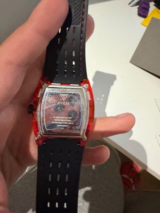 Reloj Guess GW0499G4 Transparente Rojo