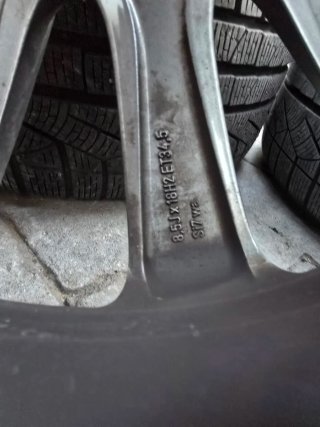 LLANTAS MERCEDES 18 ORIGINALES CON Neumáticos M+S