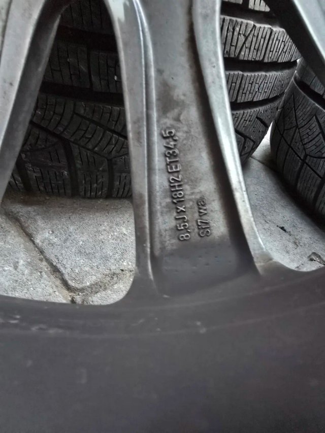 LLANTAS MERCEDES 18 ORIGINALES CON Neumáticos M+S