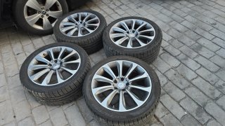 LLANTAS MERCEDES 18 ORIGINALES CON Neumáticos M+S