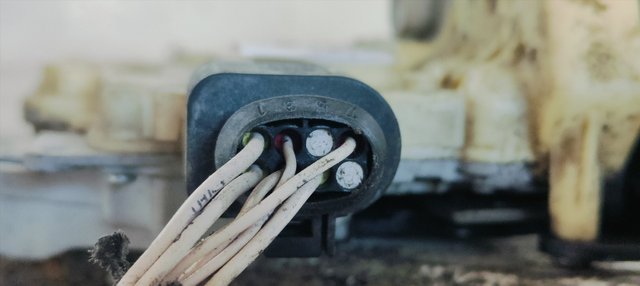 CERRADURA PUERTA TRASERA IZQUIERDA VOLKSWAGEN PAS