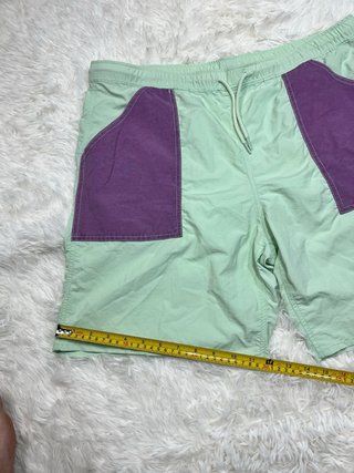 HUF Bañador/Short verde menta con bolsillos morado