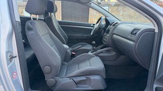 Volkswagen Golf v 2.0tdi