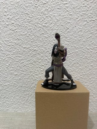 Figura de Orochimaru