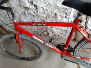 Bicicleta de Montaña Roja