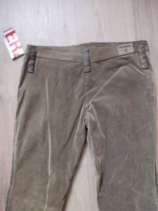 Pantalón acampanado talla 44