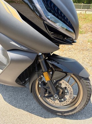 Zontes 350E Maxi Scooter Negra (Precio negociable)
