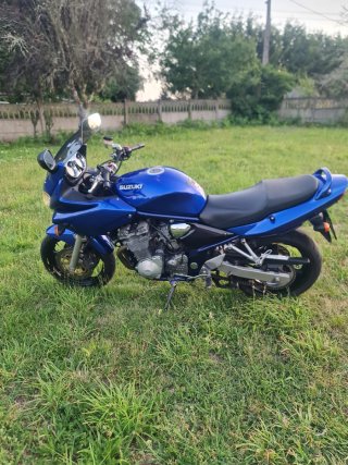 Suzuki Bandit 600 Azul