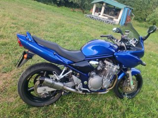 Suzuki Bandit 600 Azul