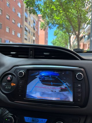 Toyota Yaris 2015