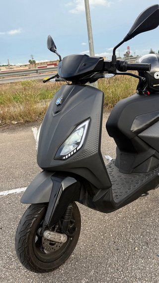 Piaggio 1 (2022) | ¡Impecable, solo 2.833 km!