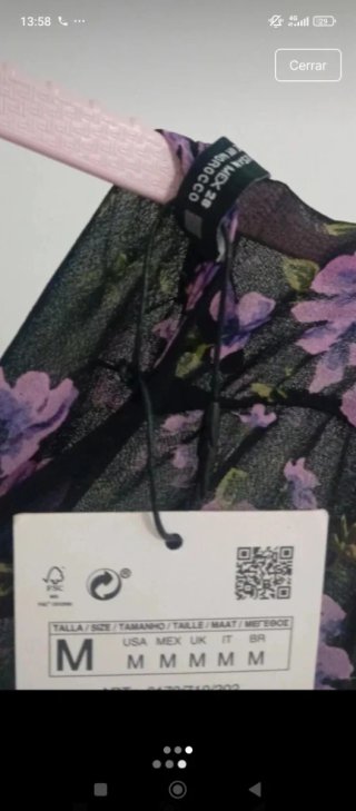 Vestido Zara floral negro y morado
