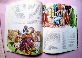 Cuentos inmortales africanos ed. Timun mas 1975.
