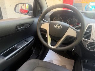 Hyundai i20 2010 solo 150.000 km UNICO DUEÑO 80€/M
