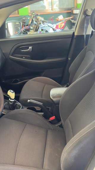 KIA Carens 2018