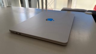 MacBook Air M2 13” Blanco Estrella