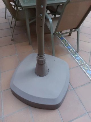 Ombrellone da giardino beige e marrone