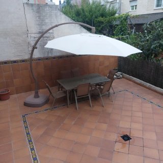 Ombrellone da giardino beige e marrone