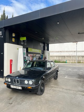 BMW E30
