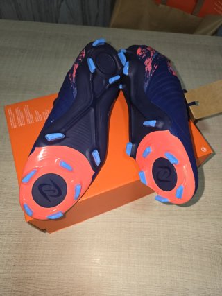Bota Nike Phantom GX II Academy FG Azul/Rosa