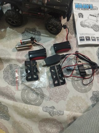 Coche teledirigido BRAVE 1/22 Desert Buggy