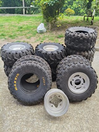 Quad Suzuki LTZ 400 más repuestos