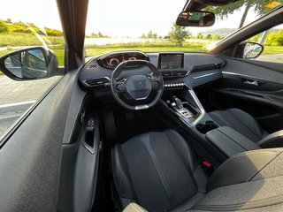 Todocaminos SUV Peugeot 3008 (Negociable)