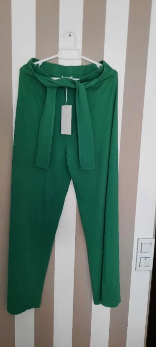 Pantalón zara