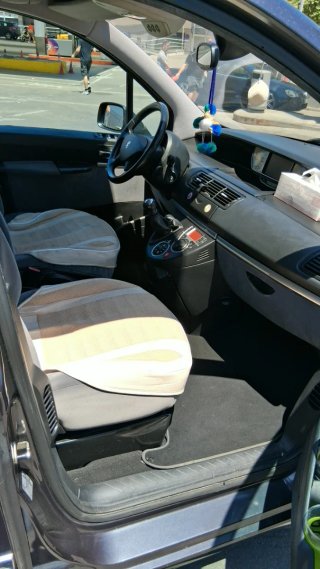 Peugeot 807 2012