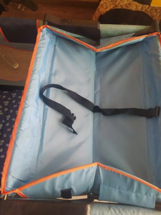 Cuna de viaje BBY azul y naranja