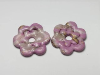Pendientes florales con purpurina