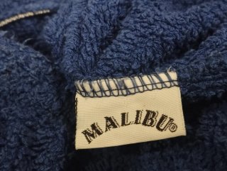 Pantalón corto unisex azul tela toalal