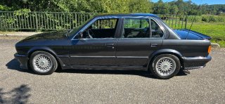 BMW e30 325i original M technix impecable 119000km