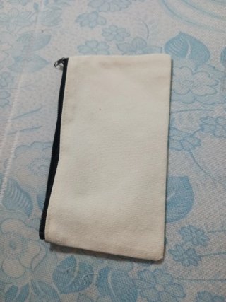 Monedero con estampado floral