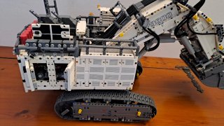 Lego Technic Liebherr 9800 Escavatore