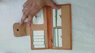 Cartera de piel Marisma