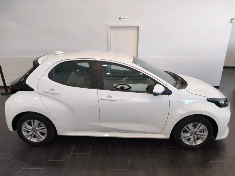 Toyota Yaris 2023, foto 4
