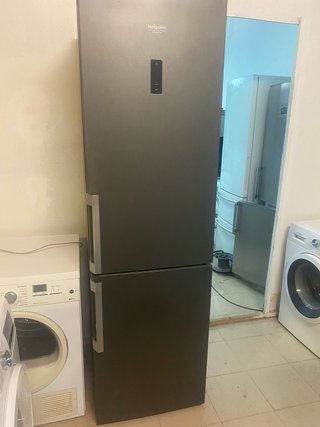Nevera Hotpoint Ariston gris