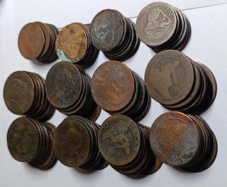 Lote 120 monedas cobre 10 y 5 cent. España 900 g.