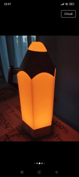 Lampada LED a forma di matita