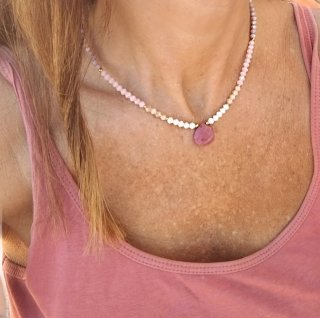 Collar piedra natural rodonita