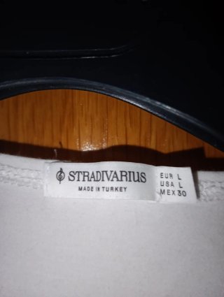 Top Stradivarius Blanco