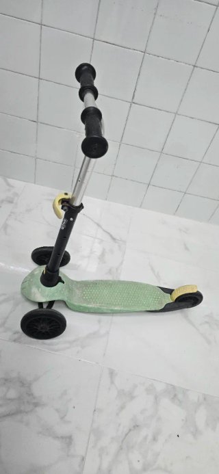 Patineta 3 Ruedas Verde