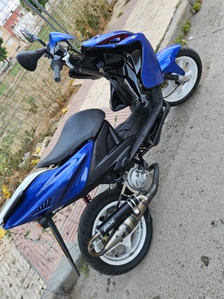MBK Aerox Azul Recién restaurada