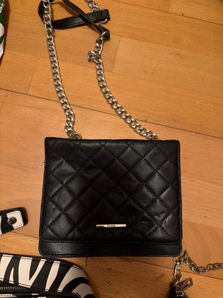 Lote 3 bolsos: negro, cebra y cadena